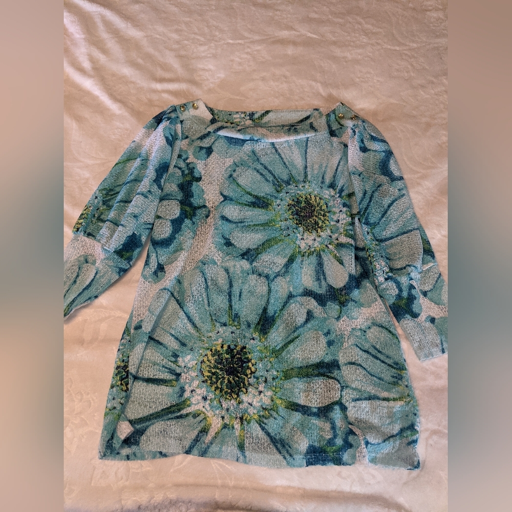 Sheer stretch blue Floral pattern blouse